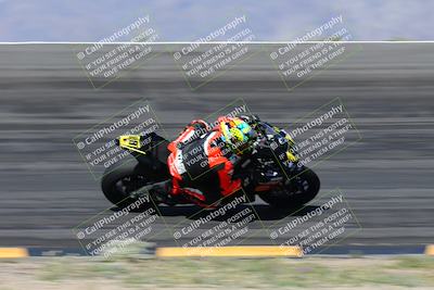 media/Apr-05-2024-Apex Assassins-CVMA Friday Practice (Fri) [[ee2ef04f2b]]/3-Racer 2/Session 3 (Bowl Speed Pans)/
